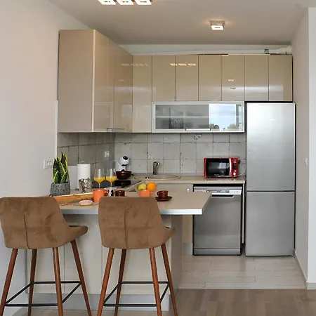Amarena Apartment *